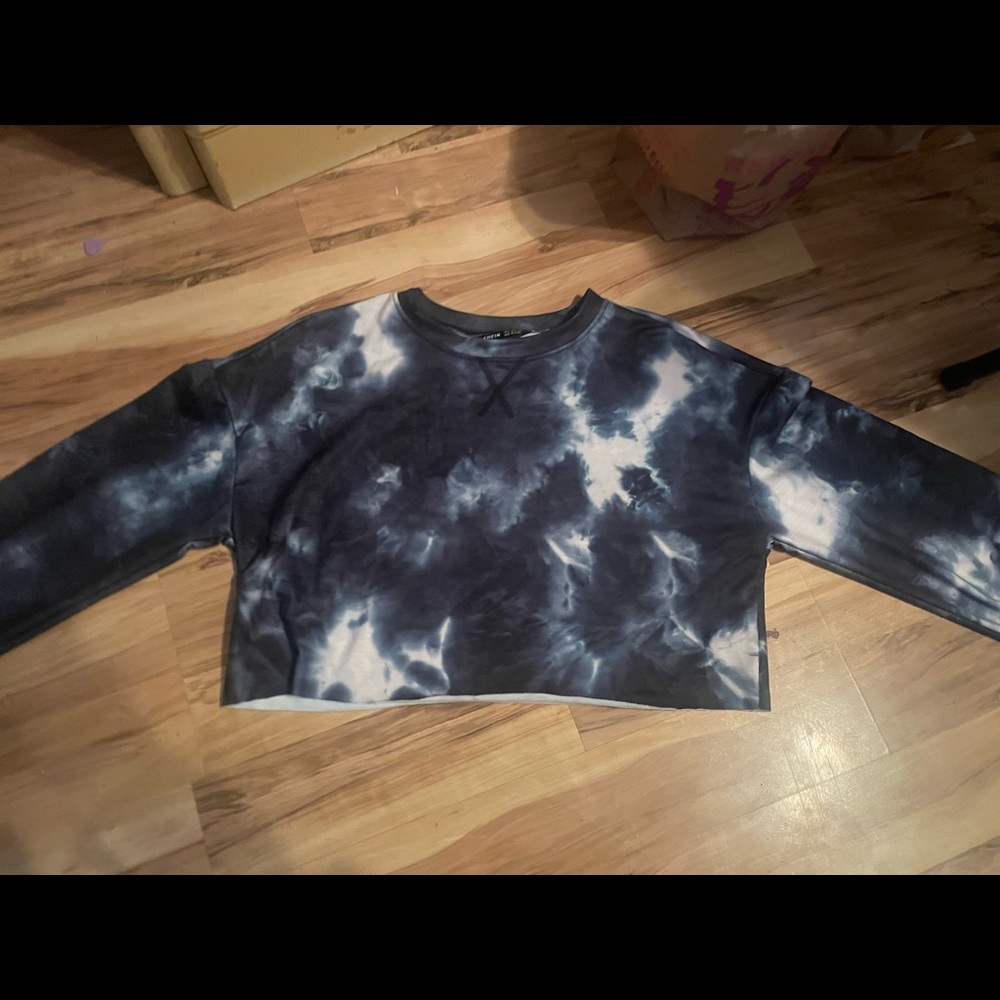 Blue and white tie-dye crop top